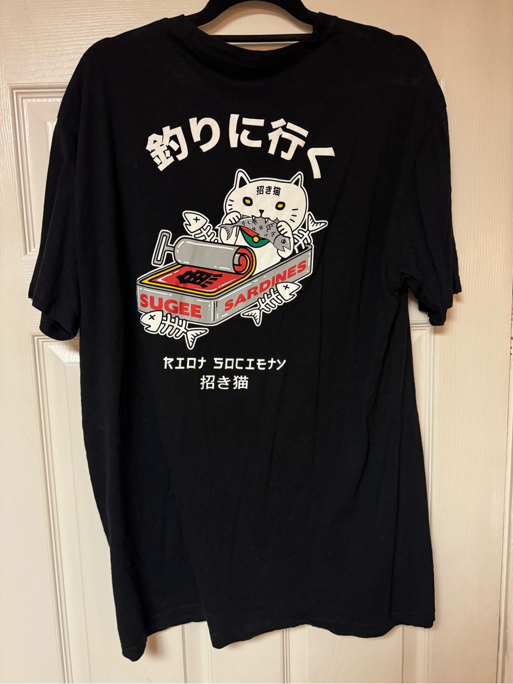 Black Cat & Sardines Graphic Cat T-Shirt Riot Society XL